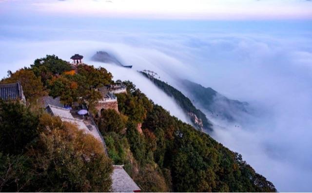 旅游河南省十大名山盤點（河南有哪些著名山峰）  2